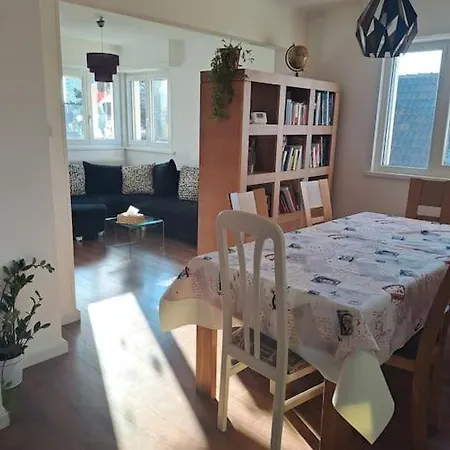 Classe 3 Etoiles, Parking Gratuit, Proche Centre-ville Apartamento