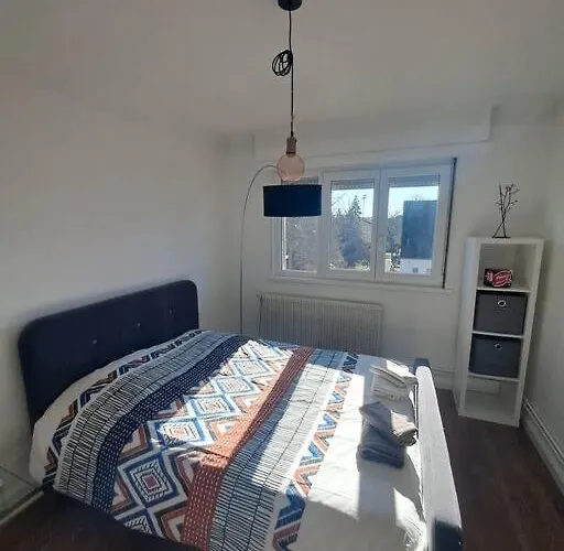 Proche Centre-ville, Parking Gratuit